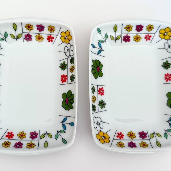Trio of Mid 20th Century Porcelain Plates by Emilio Pucci and Hans Theo Baumann - Picture 2 of 6